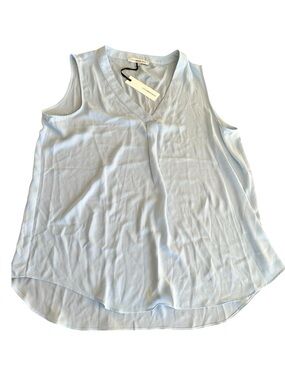 Lex & Madison NWT light blue sleeveless blouse